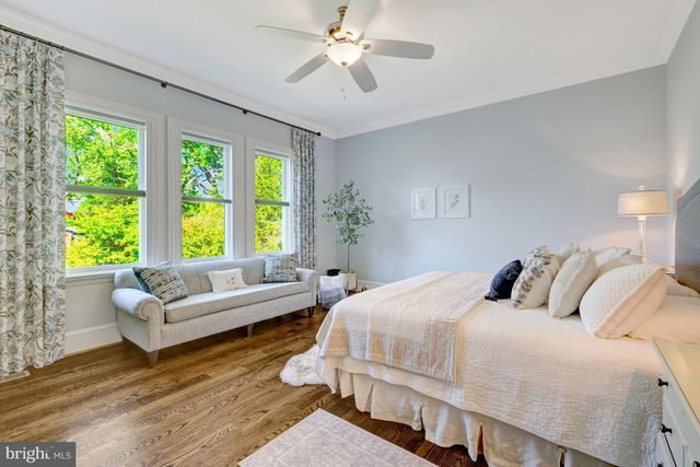 6514 FAIRLAWN DR, Mclean, VA 22101