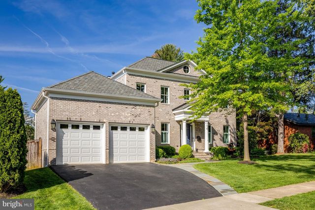 6514 FAIRLAWN DR, Mclean, VA 22101