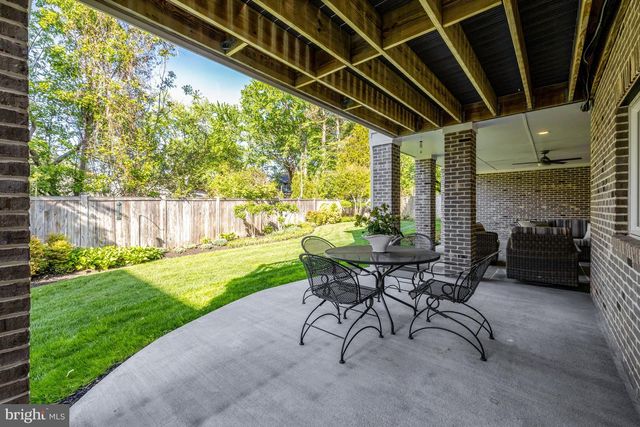 6514 FAIRLAWN DR, Mclean, VA 22101