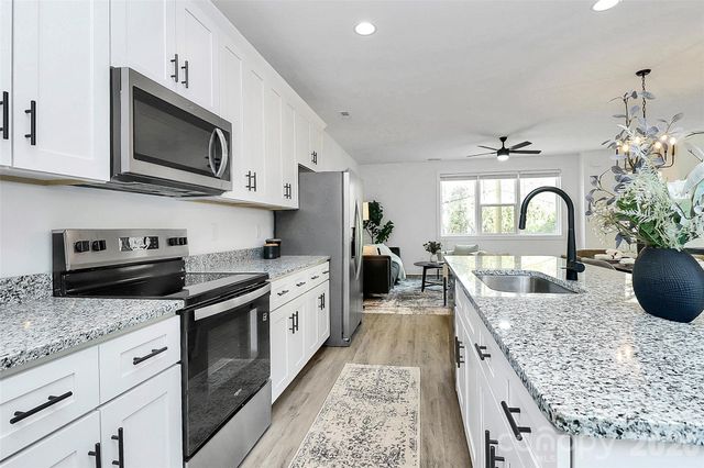 208 Nelson Avenue, Charlotte, NC 28216