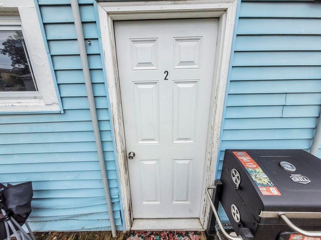 221 North Street, St Louis, MI 48880