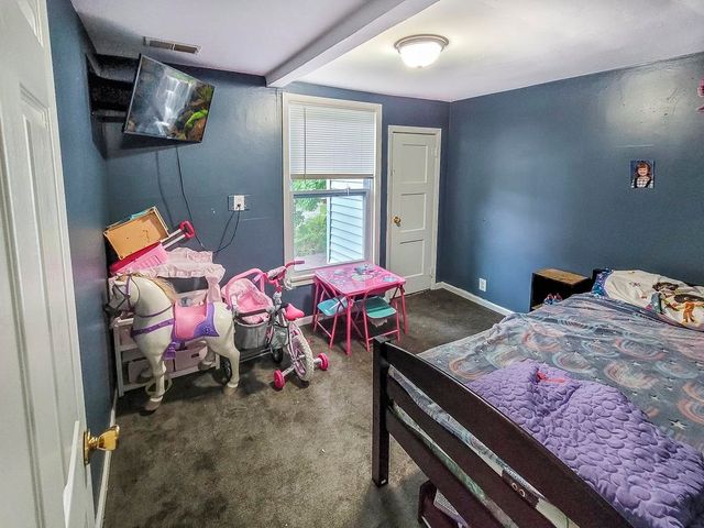 221 North Street, St Louis, MI 48880