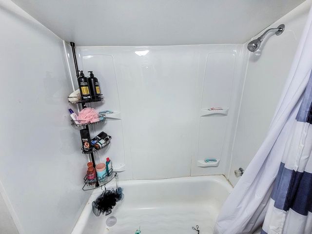 221 North Street, St Louis, MI 48880