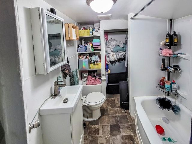 221 North Street, St Louis, MI 48880