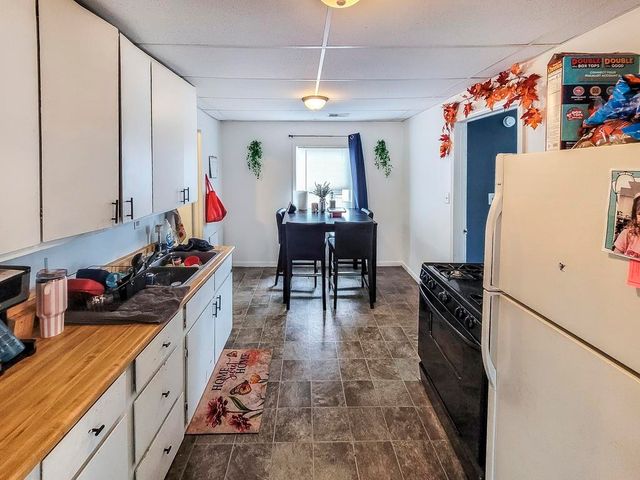 221 North Street, St Louis, MI 48880