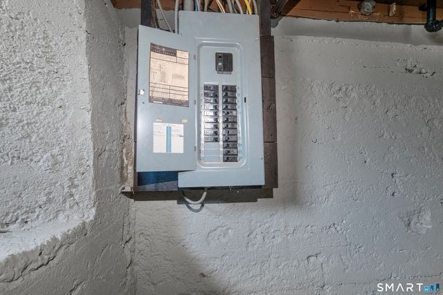 67 Maple Avenue, Watertown, CT 06779