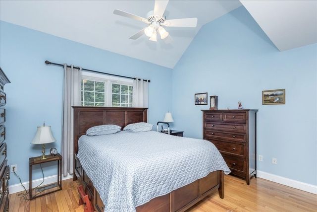 16 Dunlin Way, Portsmouth, NH 03801