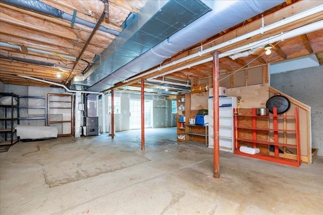 16 Dunlin Way, Portsmouth, NH 03801
