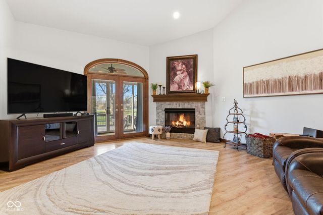 5317 Carnoustie Circle, Avon, IN 46123