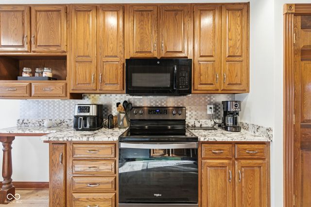 5317 Carnoustie Circle, Avon, IN 46123