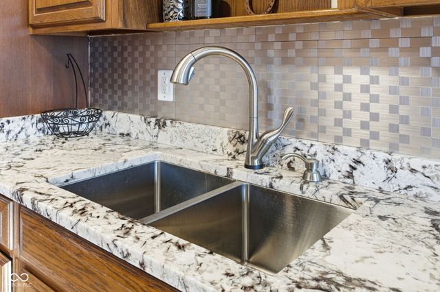 5317 Carnoustie Circle, Avon, IN 46123