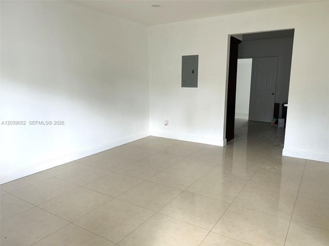 1530 NE 110th Ter FRONT, Miami, FL 33161