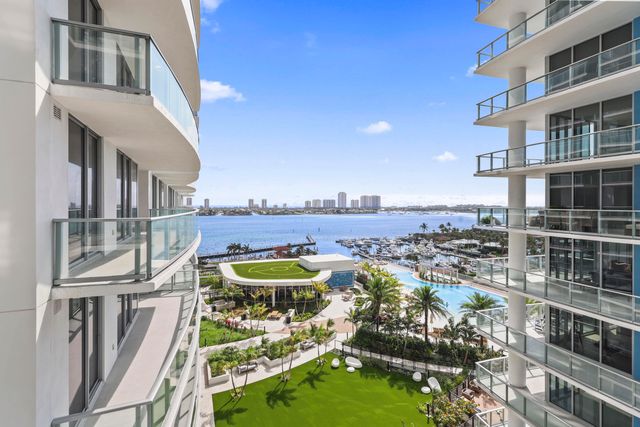 220 Lake Shore Drive 1225, Lake Park, FL 33403