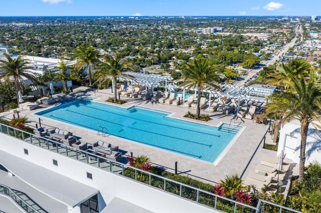 220 Lake Shore Drive 1225, Lake Park, FL 33403