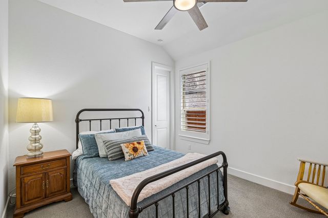 1517 Cedar Berry Drive, Aubrey, TX 76227