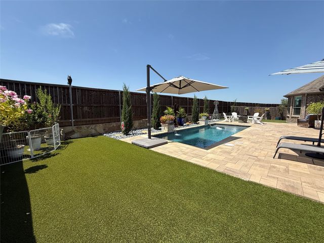 1517 Cedar Berry Drive, Aubrey, TX 76227