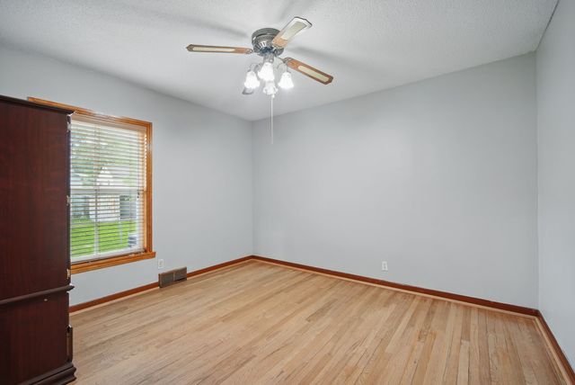 2620 Arnold Road, Des Moines, IA 50310