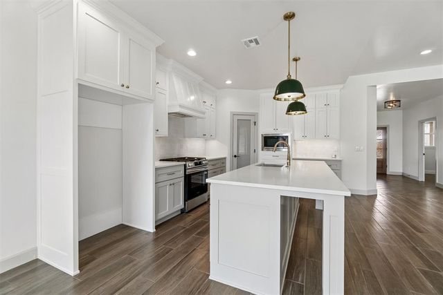 11700 NW 103rd Street, Yukon, OK 73099