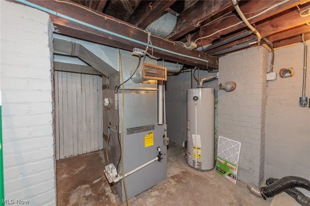 1038 W 11th Street, Lorain, OH 44052