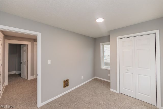 1038 W 11th Street, Lorain, OH 44052