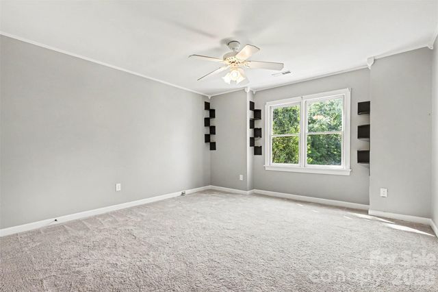 6620 Amos Smith Road, Charlotte, NC 28214