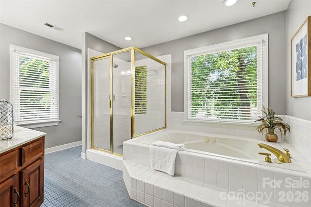 6620 Amos Smith Road, Charlotte, NC 28214