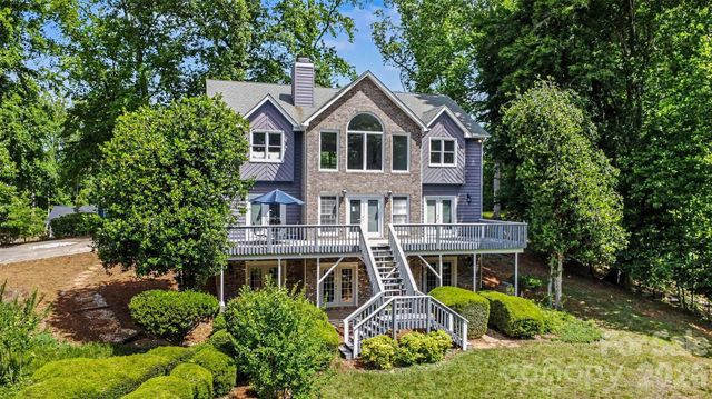 6620 Amos Smith Road, Charlotte, NC 28214
