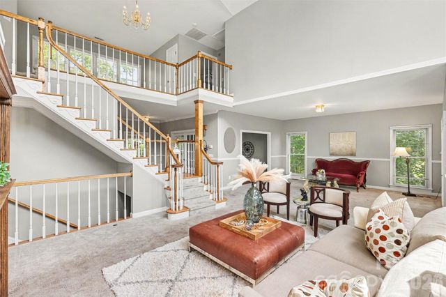 6620 Amos Smith Road, Charlotte, NC 28214
