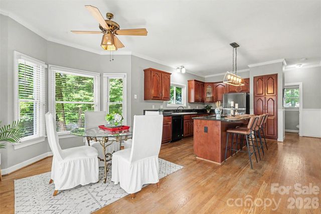 6620 Amos Smith Road, Charlotte, NC 28214