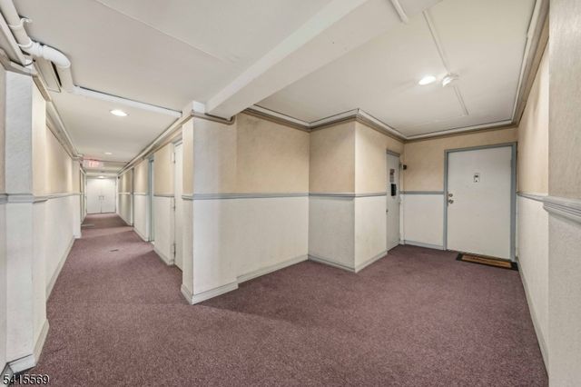 747 N Broad St, Elizabeth City, NJ 07208