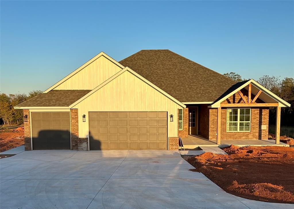 2005 Ethans Roar Road, Blanchard, OK 73010