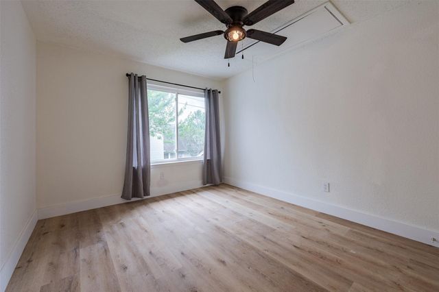 12719 Ashford Knoll Drive, Houston, TX 77082