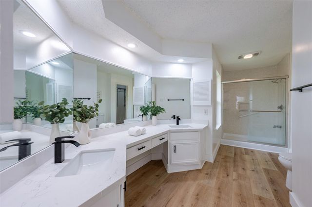 12719 Ashford Knoll Drive, Houston, TX 77082