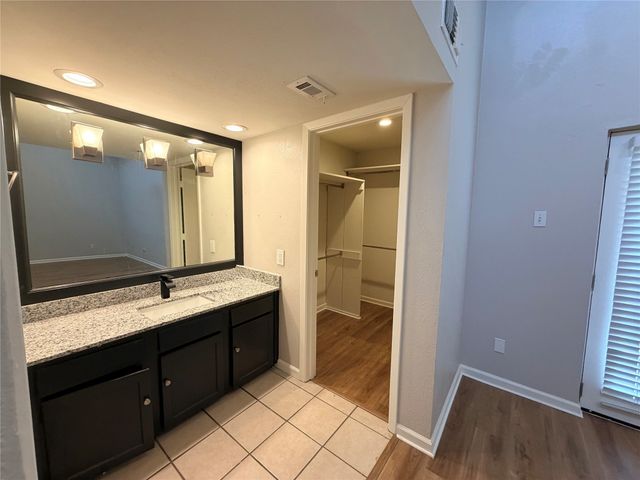 6808 Eastridge Drive D3, Dallas, TX 75231