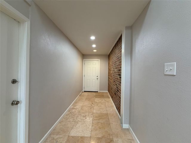 6808 Eastridge Drive D3, Dallas, TX 75231