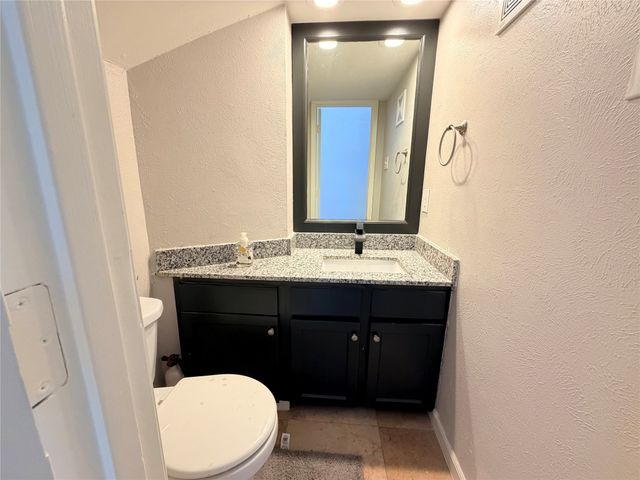 6808 Eastridge Drive D3, Dallas, TX 75231