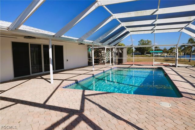 21452 Higgs DR, Port Charlotte, FL 33952