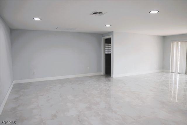 21452 Higgs DR, Port Charlotte, FL 33952