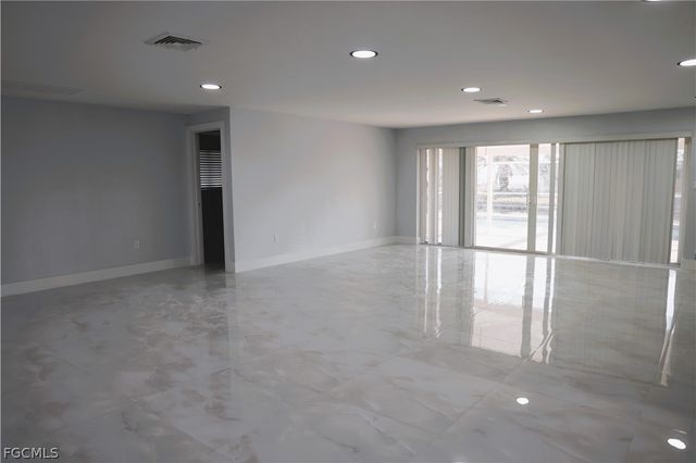 21452 Higgs DR, Port Charlotte, FL 33952