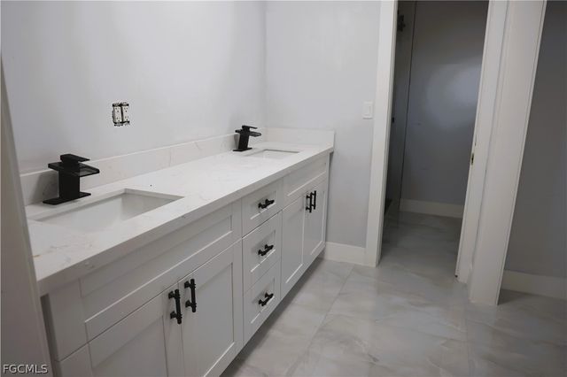 21452 Higgs DR, Port Charlotte, FL 33952