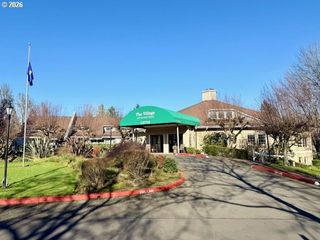 13775 Sw Scholls Ferry Road 317, Beaverton, OR 97008