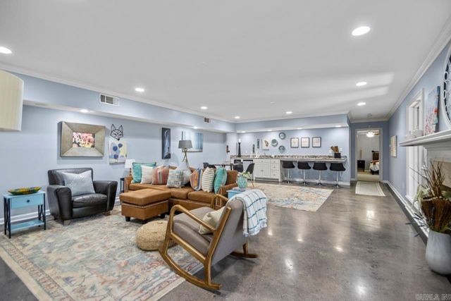 18 El Dorado, Little Rock, AR 72212