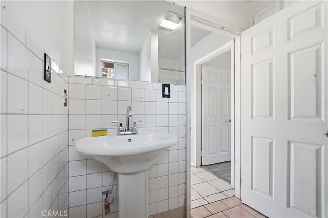 7914 Hillrose, Los Angeles, CA 91040
