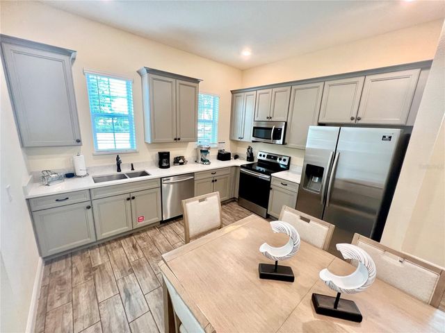 8067 KNEE DEEP ROAD, Kissimmee, FL 34747