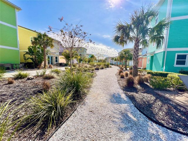 8067 KNEE DEEP ROAD, Kissimmee, FL 34747