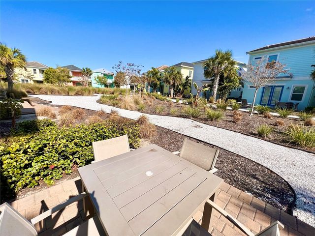 8067 KNEE DEEP ROAD, Kissimmee, FL 34747