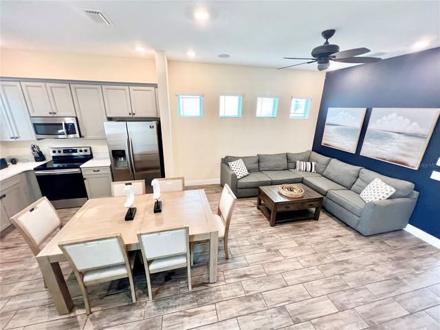 8067 KNEE DEEP ROAD, Kissimmee, FL 34747