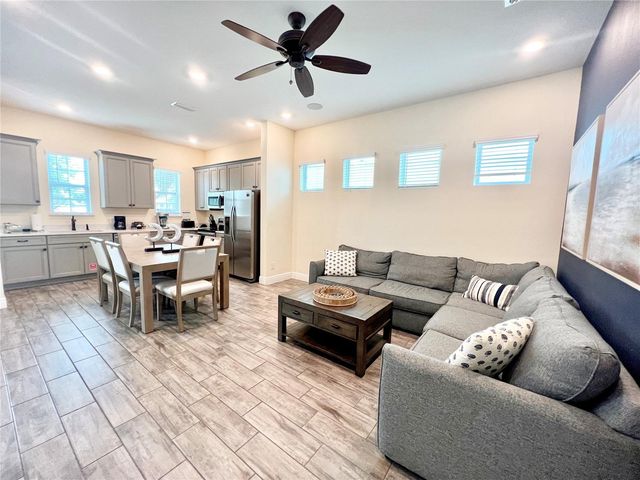 8067 KNEE DEEP ROAD, Kissimmee, FL 34747