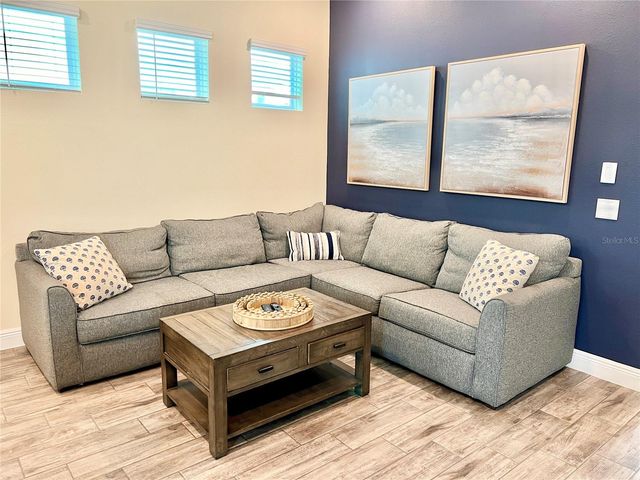 8067 KNEE DEEP ROAD, Kissimmee, FL 34747