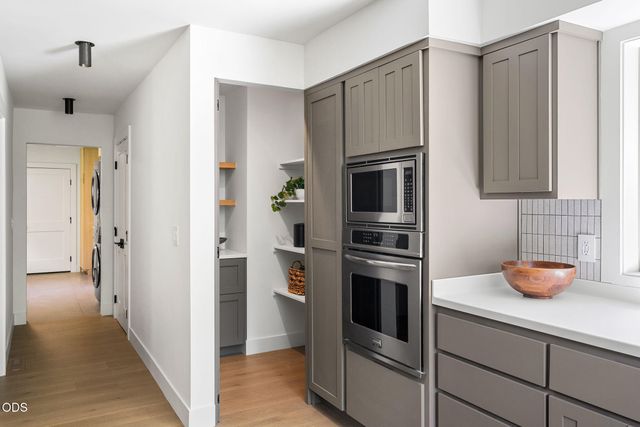 2767 NW Champion Circle, Bend, OR 97703